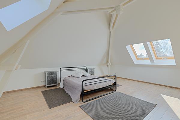 Maison
         9 pièces
        - 433 m² 1 750 000 € *