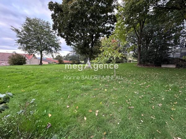 Maison à VOUNEUIL-SUR-VIENNE, 86210 - 5 pièces 135m²