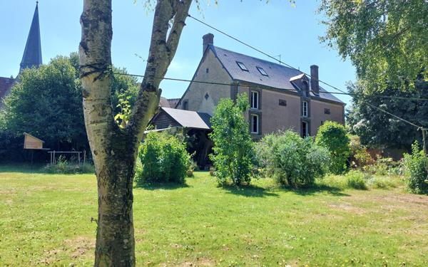 Maison à vendre    5 pièces • 140 m2 Rémalard