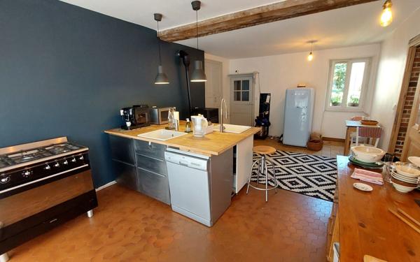 Maison à vendre    5 pièces • 140 m2 Rémalard