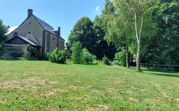 Maison à vendre    5 pièces • 140 m2 Rémalard