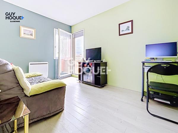 Appartement DERNIER ETAGE 105.5 m² - 3 chambres en parfait état !!