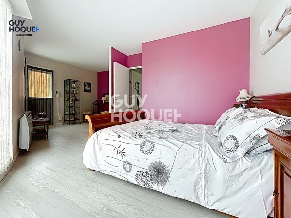 Appartement DERNIER ETAGE 105.5 m² - 3 chambres en parfait état !!