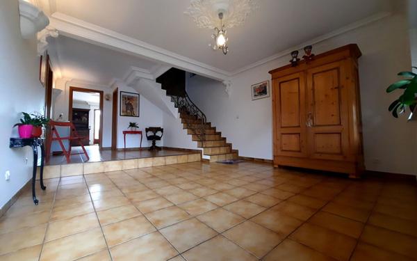 Maison à vendre    12 pièces •  Hoerdt