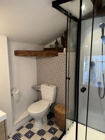 Maison en pierre 160 m² – Terrain et piscine – sans voisins