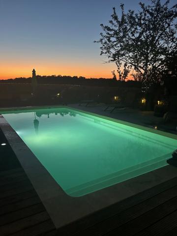 Maison en pierre 160 m² – Terrain et piscine – sans voisins