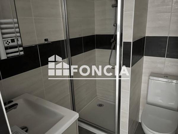 Location Studio 14.14 m² - 54 AVENUE MARC URTIN Bourg Les Valence 26500