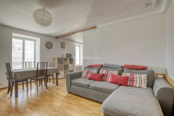 Vente                                                      Appartement
                        
                     4 pièces                      74 m2                     à Dampmart