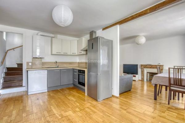 Vente                                                      Appartement
                        
                     4 pièces                      74 m2                     à Dampmart