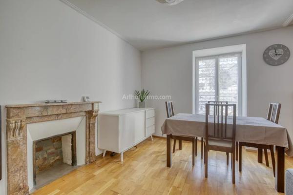 Vente                                                      Appartement
                        
                     4 pièces                      74 m2                     à Dampmart
