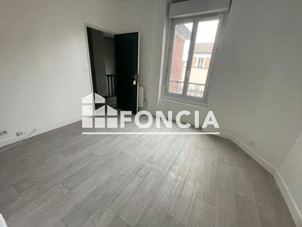 Location Studio 13.78 m² - 8 AVENUE CHARLES DE GAULLE Saint Maur Des Fosses 94100