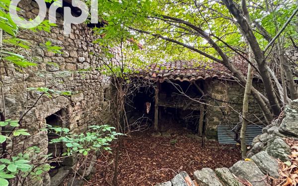 Maison à vendre    4 pièces •  Jaujac