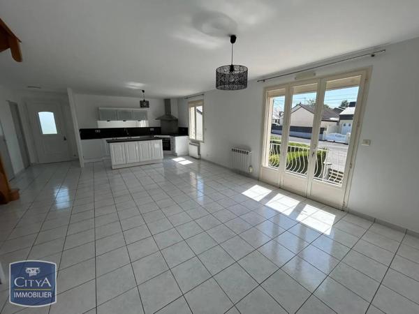 Maison à louer 5 pièces 83.79m² Saint-Berthevin (53940)