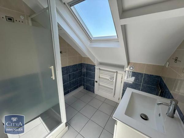 Maison à louer 5 pièces 83.79m² Saint-Berthevin (53940)