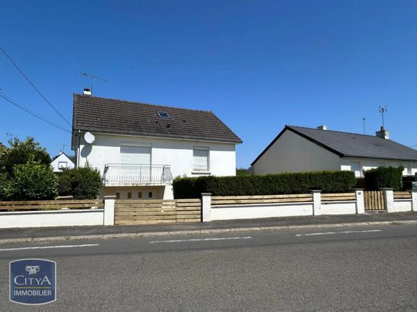 Maison à louer 5 pièces 83.79m² Saint-Berthevin (53940)