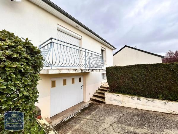 Maison à louer 5 pièces 83.79m² Saint-Berthevin (53940)