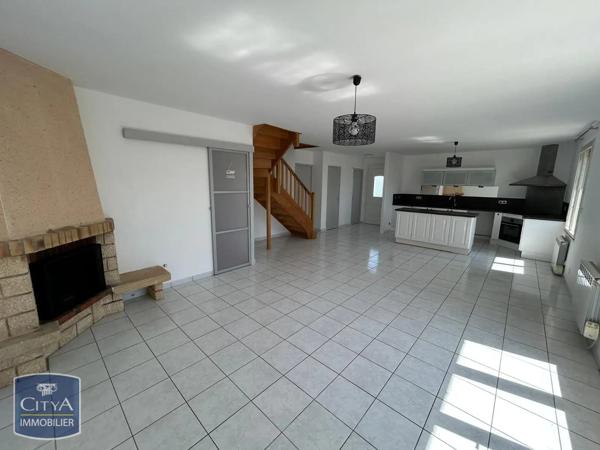 Maison à louer 5 pièces 83.79m² Saint-Berthevin (53940)