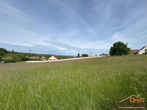 Terrain à bâtir 3 267m²