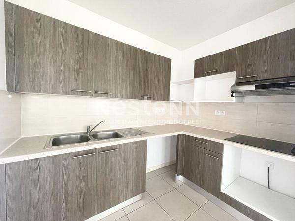 PESSAC - MONTEIL - Appartement  - 3 pieces - 65m2-  2 chambres - 2 terrasses - Garage - Petite copropriete