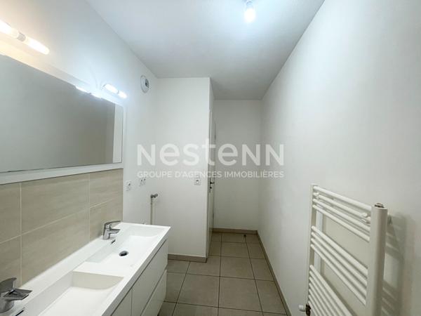 PESSAC - MONTEIL - Appartement  - 3 pieces - 65m2-  2 chambres - 2 terrasses - Garage - Petite copropriete