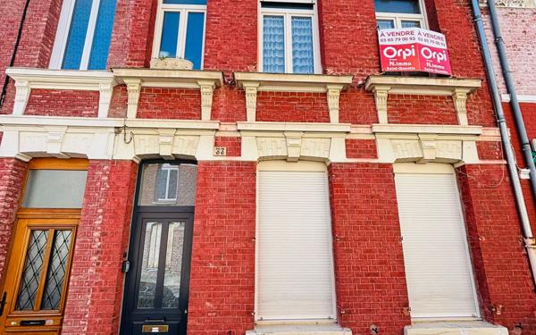 Maison à vendre    5 pièces • 155 m2 Saint-Quentin