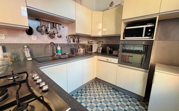 Maison à vendre    5 pièces • 155 m2 Saint-Quentin