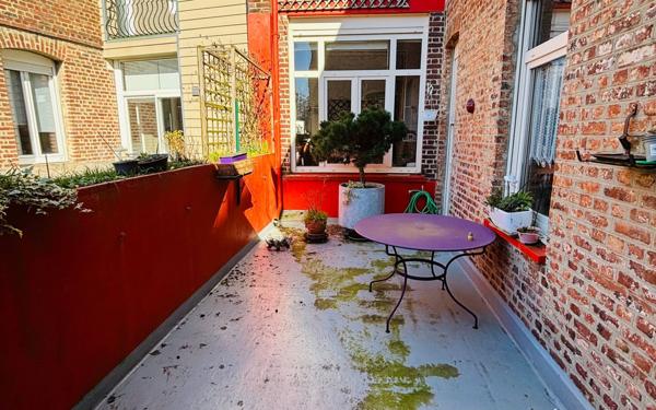 Maison à vendre    5 pièces • 155 m2 Saint-Quentin