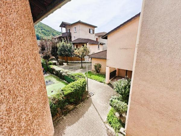 Appartement : 3 ou 4 chambres T5 à Gières (38) garage possible. Colocation, grande famille