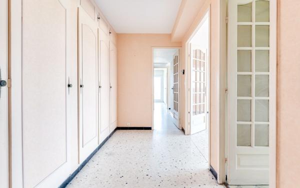 Appartement à vendre    4 pièces • 88 m2 Marseille 12