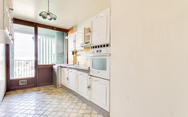 Appartement à vendre    4 pièces • 88 m2 Marseille 12