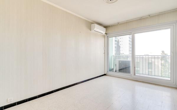 Appartement à vendre    4 pièces • 88 m2 Marseille 12