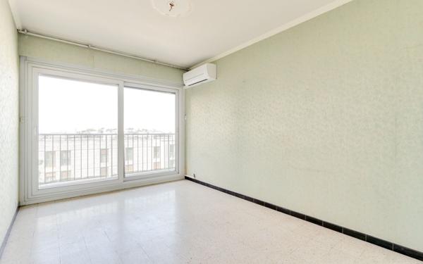 Appartement à vendre    4 pièces • 88 m2 Marseille 12