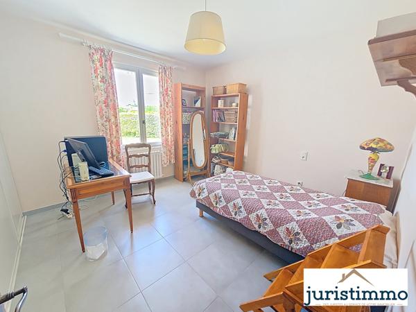 Camaret-sur-Aigues (84850) Exclusivité: Propriété de caractère avec dépendance et grand jardin – Secteur calme proche commodités