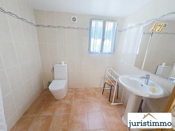 Camaret-sur-Aigues (84850) Exclusivité: Propriété de caractère avec dépendance et grand jardin – Secteur calme proche commodités