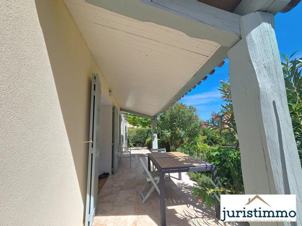 Camaret-sur-Aigues (84850) Exclusivité: Propriété de caractère avec dépendance et grand jardin – Secteur calme proche commodités