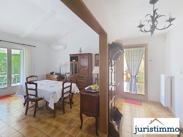 Camaret-sur-Aigues (84850) Exclusivité: Propriété de caractère avec dépendance et grand jardin – Secteur calme proche commodités