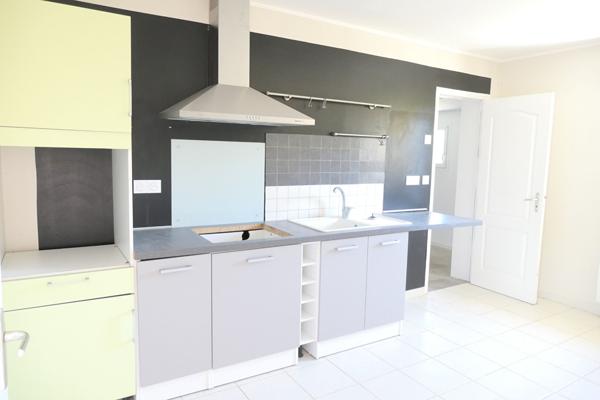 Maison de 95 m² de plain-pied à Sillé-Le-Guillaume - 3 chambres