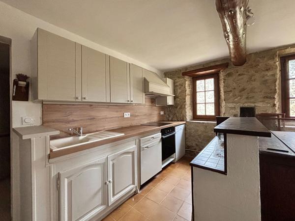 SAINT REMY DE PROVENCE - MAISON PLAIN PIED - JARDIN