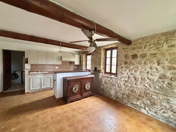 SAINT REMY DE PROVENCE - MAISON PLAIN PIED - JARDIN