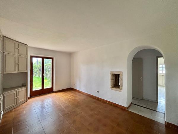SAINT REMY DE PROVENCE - MAISON PLAIN PIED - JARDIN