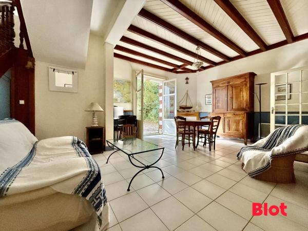 Maison 6 pièce(s)