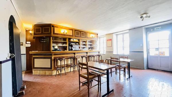 Bar-brasserie à vendre 146 m² Cheptainville