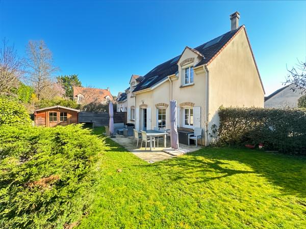 Maison familiale avec un grand garage Verrières-le-Buisson, DPE D, 4 chambres, PARFAIT ÉTAT, proche écoles. 