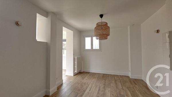 Appartement F5 à vendre  5 pièces - 84,75 m2 LE BOURGET - 93