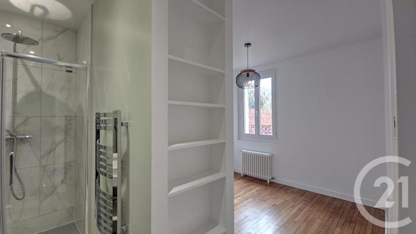 Appartement F5 à vendre  5 pièces - 84,75 m2 LE BOURGET - 93