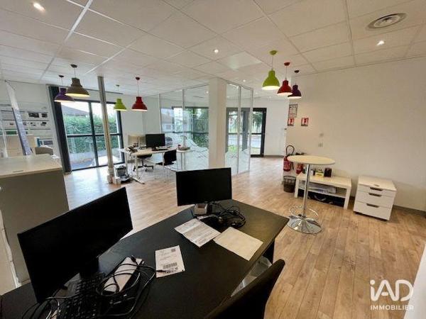 Location bureaux 52 m² Champagne-au-Mont-d'Or