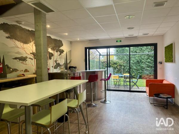 Location bureaux 52 m² Champagne-au-Mont-d'Or