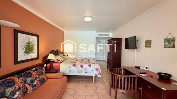 Studio pleine propriété Pierre et Vacances vue piscine