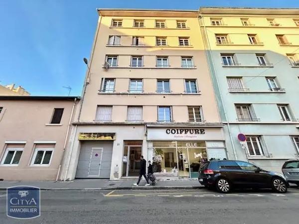 Appartement à louer 2 pièces 47.08m²