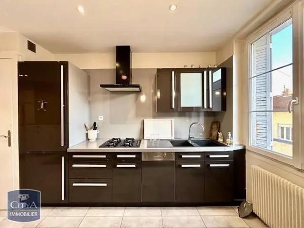 Appartement à louer 2 pièces 47.08m²